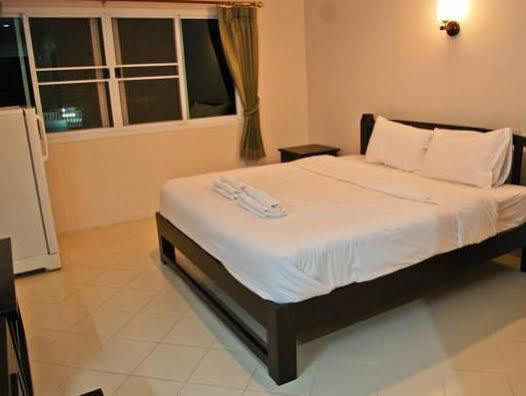 Oyo 794 Nice Mum Lodge Chiang Mai Zewnętrze zdjęcie
